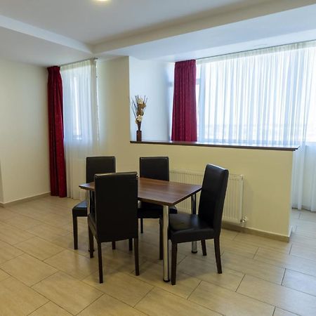 Aparthotel Sir Fundeni Tower Bukarest Kültér fotó