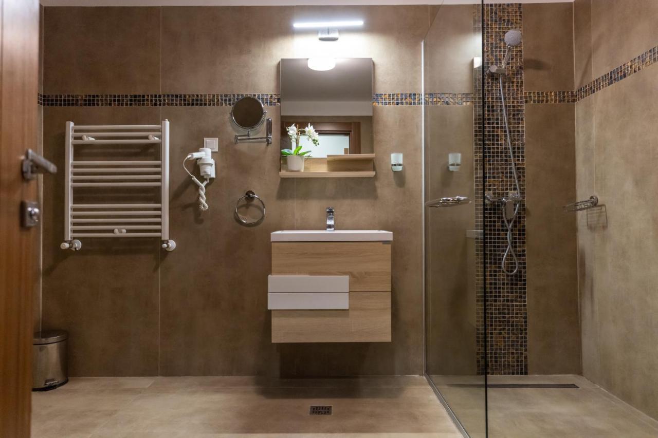 Aparthotel Sir Fundeni Tower Bukarest Kültér fotó