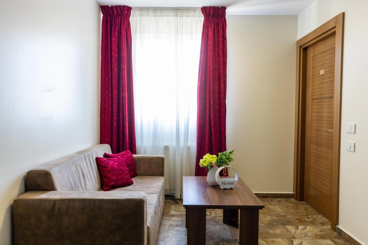 Aparthotel Sir Fundeni Tower Bukarest Kültér fotó